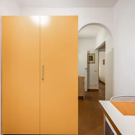 Guesthost - Torre Dei Giudi Apartments-2